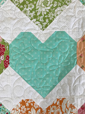 hearts and flowers longarm quilt pattern